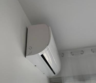 Mediterranee Apartamento | Idéalement situé, vue mer & Parking privée gratuit