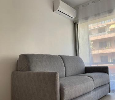 Mediterranee Apartamento | Idéalement situé, vue mer & Parking privée gratuit