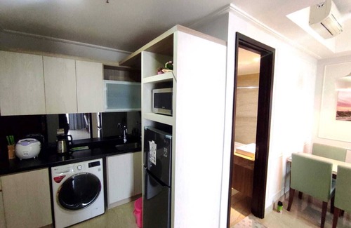 Cikini Apartamento | Chic 2-bedroom apartment with private lift,AC, WiFi in vibrant Jakarta