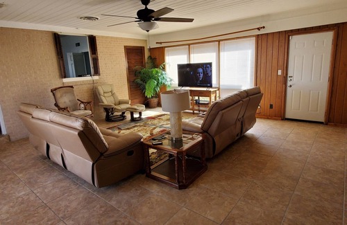 Pine Bluff Casa | Oasis de Ida cerca de Saracen Landing y el hospital JRMC