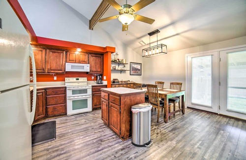 Idaho Falls Casa | Idaho Falls Townhome ~ 5 Mi to Tauthaus Park!