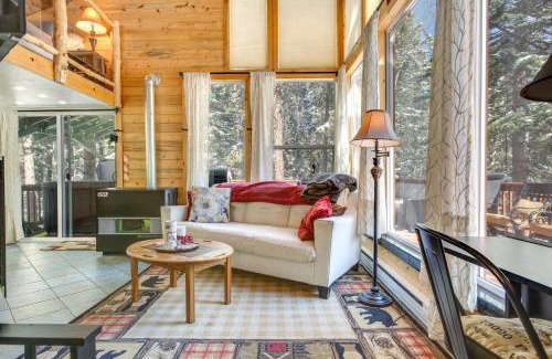 Idaho Springs Casa | Idaho Springs Cabin with Hot Tub on Half Acre!