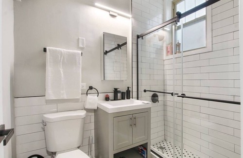 Evanston Apartamento | Cozy Chic 1BR Chicago Apartment