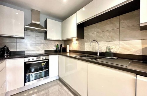 Bicester Casa | Ideal 4 Bedroomed House in Bicester
