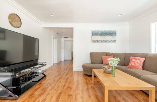 Alhambra Casa | Ideal Alhambra Home for Family Vacations
