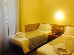 Naples City Centre Hotel | Ideal City Walk