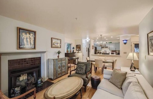 Lower Arapahoe Casa | Ideal Downtown 1 BDR Near Shops & Trails