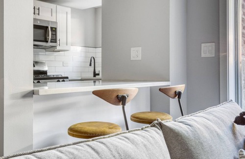 Edgewater Apartamento | Ideal Edgewater 1BR w/ patio, W/D, 2 blocks to lakefront, by Blueground