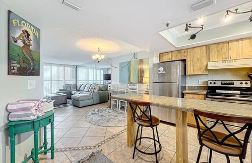 New Smyrna Beach Condominio | Ideal Family Friendly Beach Vacay. Beachfront & Steps to Flagler Ave