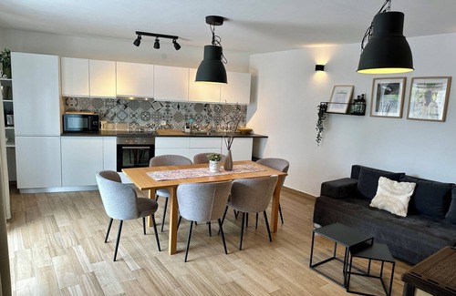 Jursici Casa | Ideal para unas vacaciones en familia. desayuno local disponible como una opción