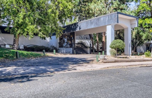 Goldsmith Condominio | Ideal for business travelers, corporate stays, urbex enthusiasts, and more!