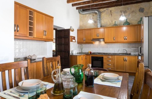 San Juan de Alicante Villa | Finca ideal familias con niños. A 1,5 km de la playa de San Juan. 8 habitaciones