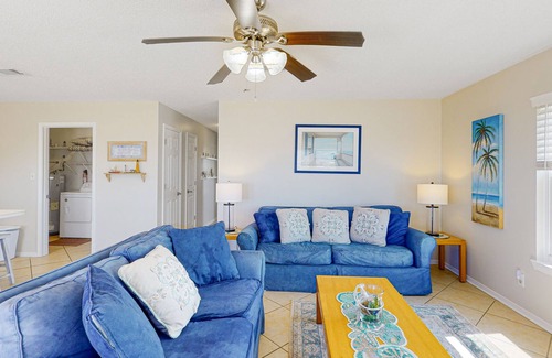 Fort Morgan Pines Casa | Ideal gem with across from the Gulf with Mobile Bay views - snowbird-friendly