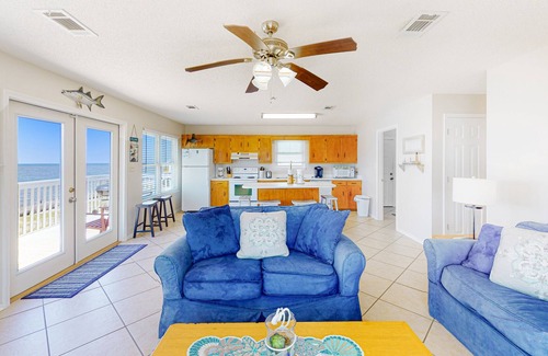 Fort Morgan Pines Casa | Ideal gem with across from the Gulf with Mobile Bay views - snowbird-friendly