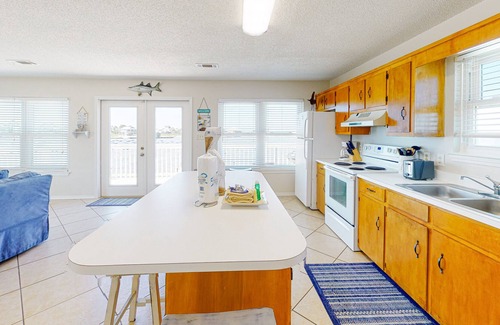 Fort Morgan Pines Casa | Ideal gem with across from the Gulf with Mobile Bay views - snowbird-friendly
