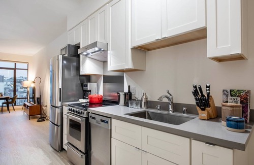 Civic Center Apartamento | Ideal Hayes Valley studio w/ Rooftop, W/D, 1 min to BART by Blueground