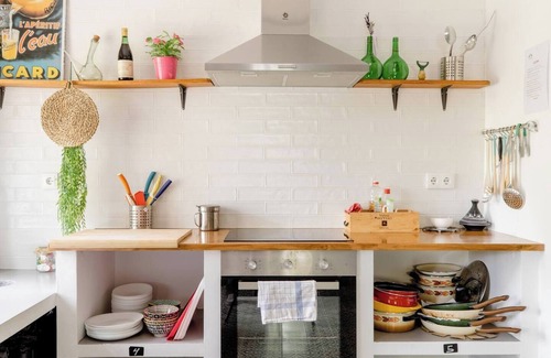 Oros Bajo Cabaña | Casa ideal para familias 13 pax ¡Gran jardín, barbacoa, parking y zona infantil!
