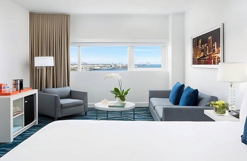 Downtown Miami Hotel | Ideal Location! 3 Trendy Units, On-Site Bar, Near Marlins Park