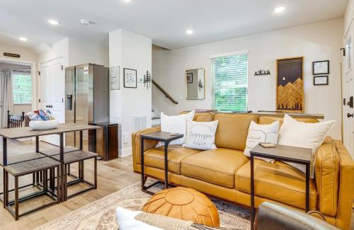 Lookout Valley Neighborhood Association Casa | Ideal Location and Mountain Views Chattanooga Home!