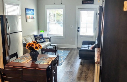 Port Royal Apartamento | Ideal Location for marine graduation or lowcountry getaway!