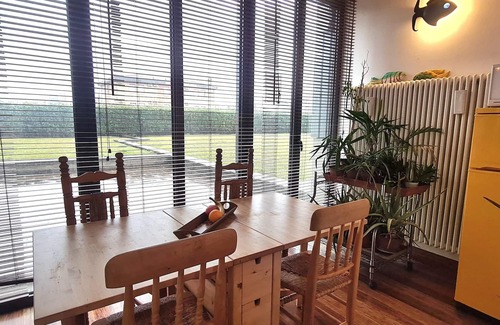 Lorenteggio Apartamento | Ideal loft for work and families, urban site+green, metro,tram,bus & train @50 m