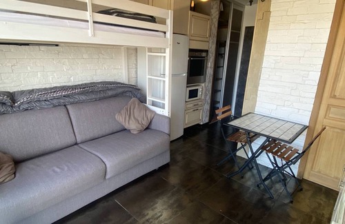 Saint-Hippolyte Apartamento | Estudio ideal a 100m de la playa con aparcamiento seguro