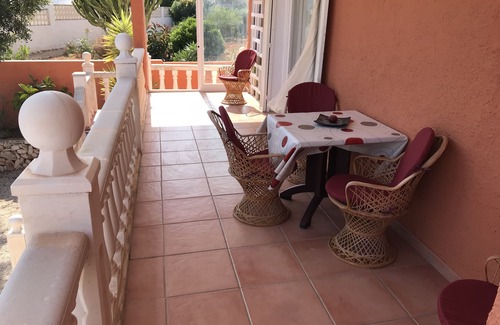 Casas de Torrat Chalet De Esquí | Villa ideal para vacaciones en familia, piscina privada, a 5 minutos de la playa