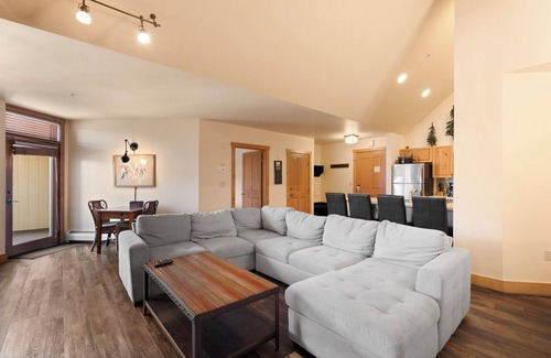 River Run Condominio | Cocina actualizada, King in Master, baño adicional, andar a la góndola, Wifi gratuito