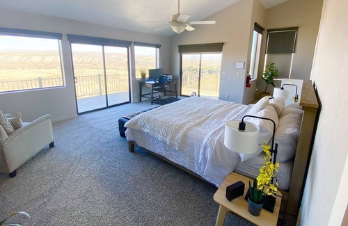 Clarkdale Casa | Ideally located high desert home with panoramic views