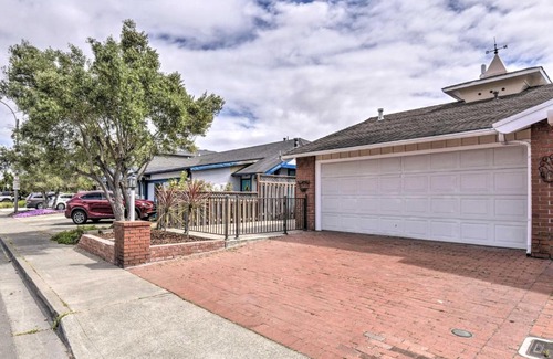 East End Casa | Ideally Located San Francisco Bay Home with Sunroom!
