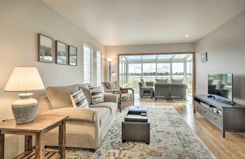 East End Casa | Ideally Located San Francisco Bay Home with Sunroom!