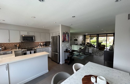Palm Desert Condominio | Sandpiper - 2bd / 2 bath - ¡Actualizado y perfectamente ubicado!