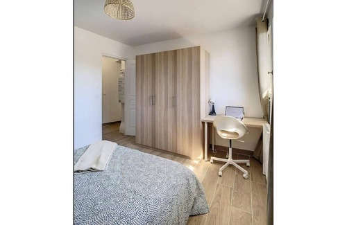 Livry-Gargan Apartamento | IDF03 Superb cozy apartment CDG airport wifi 4 people