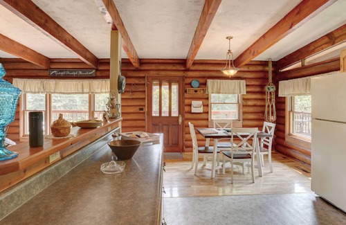 Rimrock Casa | Idle Rest Log Cabin en The Creek, ubicado en el centro de Black Hills Adventures