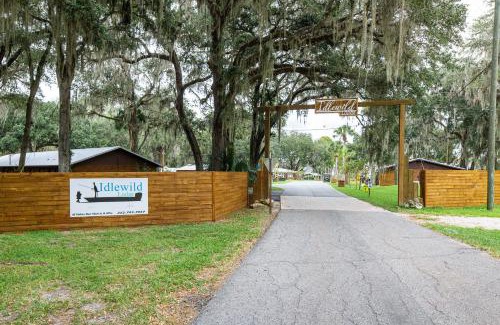 Lake Panasoffkee Otro | Idlewild Lodge and RV Park