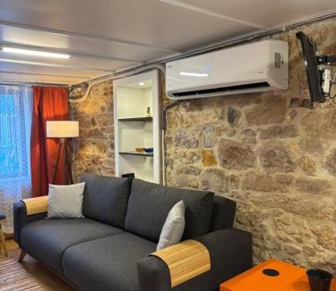 Ayvalik City Center Casa | Idor Guest House