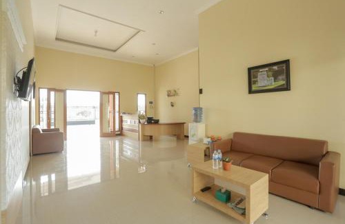 Banjarsari Casa | IDR Green Guest House Syariah Mitra RedDoorz