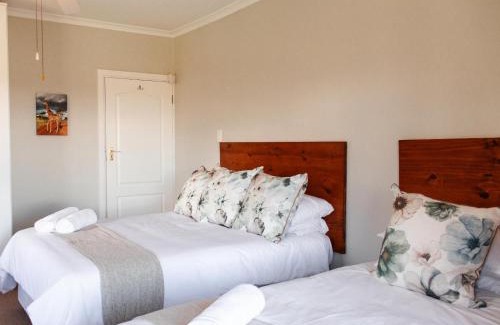 Okhahlamba Apartamento | Idube Guest House