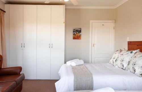 Okhahlamba Apartamento | Idube Guest House