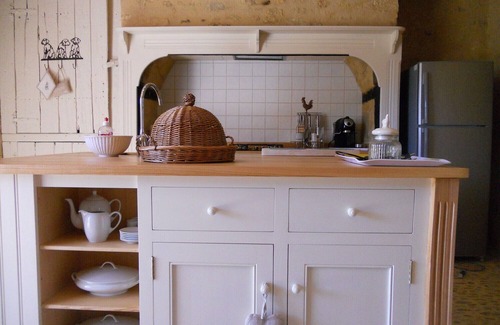 Coux-et-Bigaroque-Mouzens Cabaña | Idyllic and charming, beautifully restored 18th Century cottage retreat