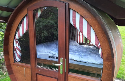 Wittstock/Dosse Casa | Idyll at the Baalsee bungalow, sleeping barrel and rowing boat