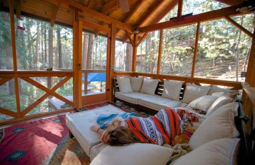Idyllwild Casa | Idyllbrookbrookside Gazeboev Chargeracpet Ok!