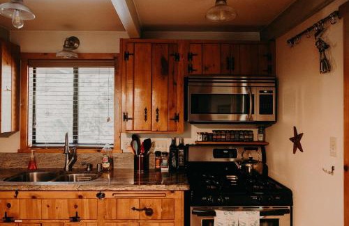Idyllwild Casa | Idyllbrookbrookside Gazeboev Chargeracpet Ok!