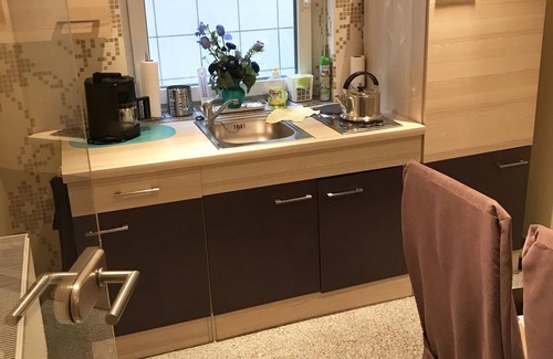 Edigheim Apartamento | Apartamento idílico de 1 ZKB, tranquilo, cerca de BASF para viajeros de vacaciones / negocios