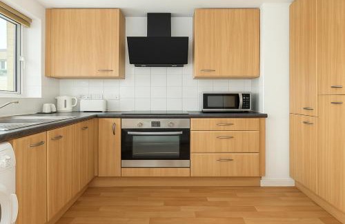 Sands End Apartamento | Idyllic 2 Bed Balcony Flat Chelsea Harbour