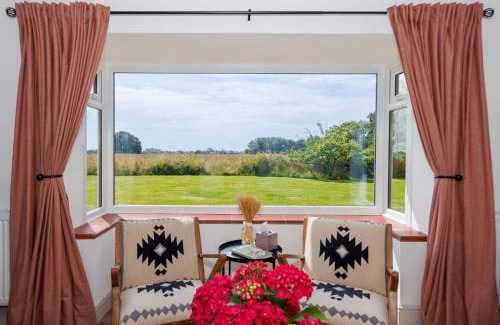 Chichester Casa | Idyllic 3 Bed Country Cottage