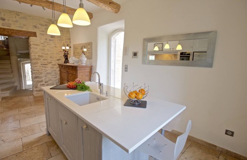 Bonnieux Casa | Mas de Terres Blanche, un entorno único en el Luberon ...