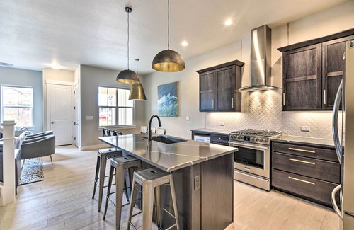 Loveland Casa | Idyllic Berthoud Retreat ~ 5 Mi to Loveland!
