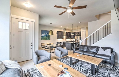 Loveland Casa | Idyllic Berthoud Retreat ~ 5 Mi to Loveland!