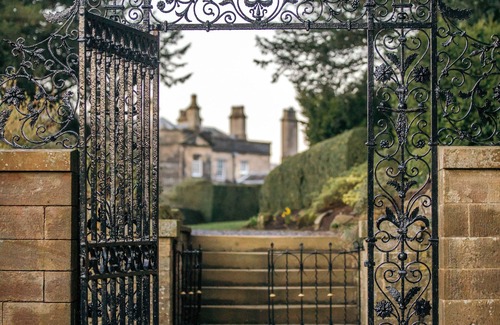 Skipton Casa | Idyllic cottage sleeping 6 guests in heart of leading wellness centre